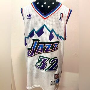 Vintage Adidas Karl “Mailman” Malone Utah Jazz Jersey, Men’s S